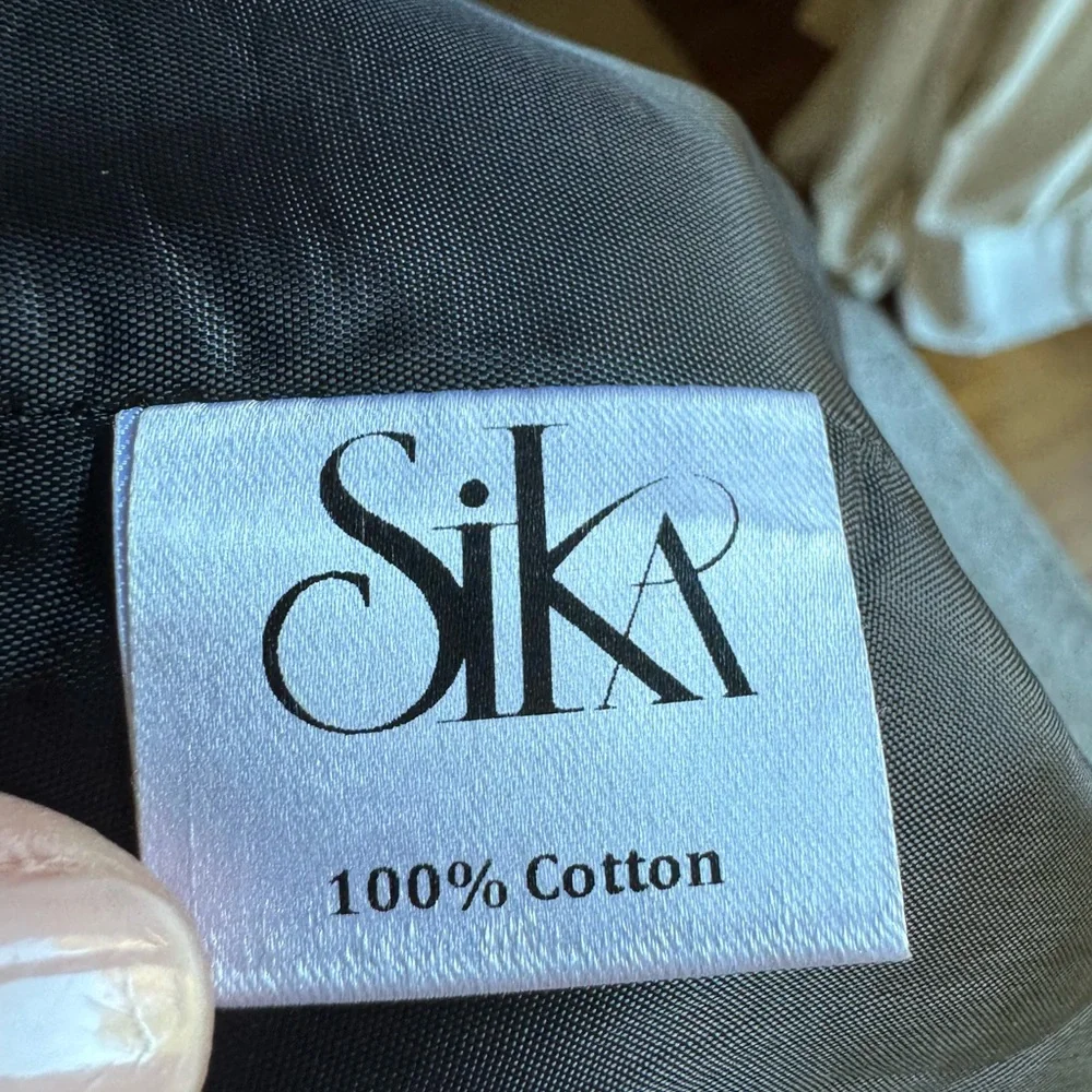 NWT Sika Handmade Cropped Black & Cream Jacket, size XS